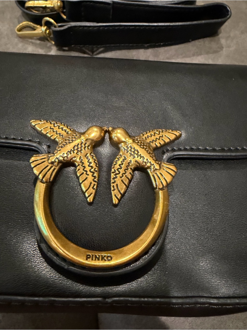 New designer inspired Black Leather Love Birds Crossbody Bag - Picture 4 of 8